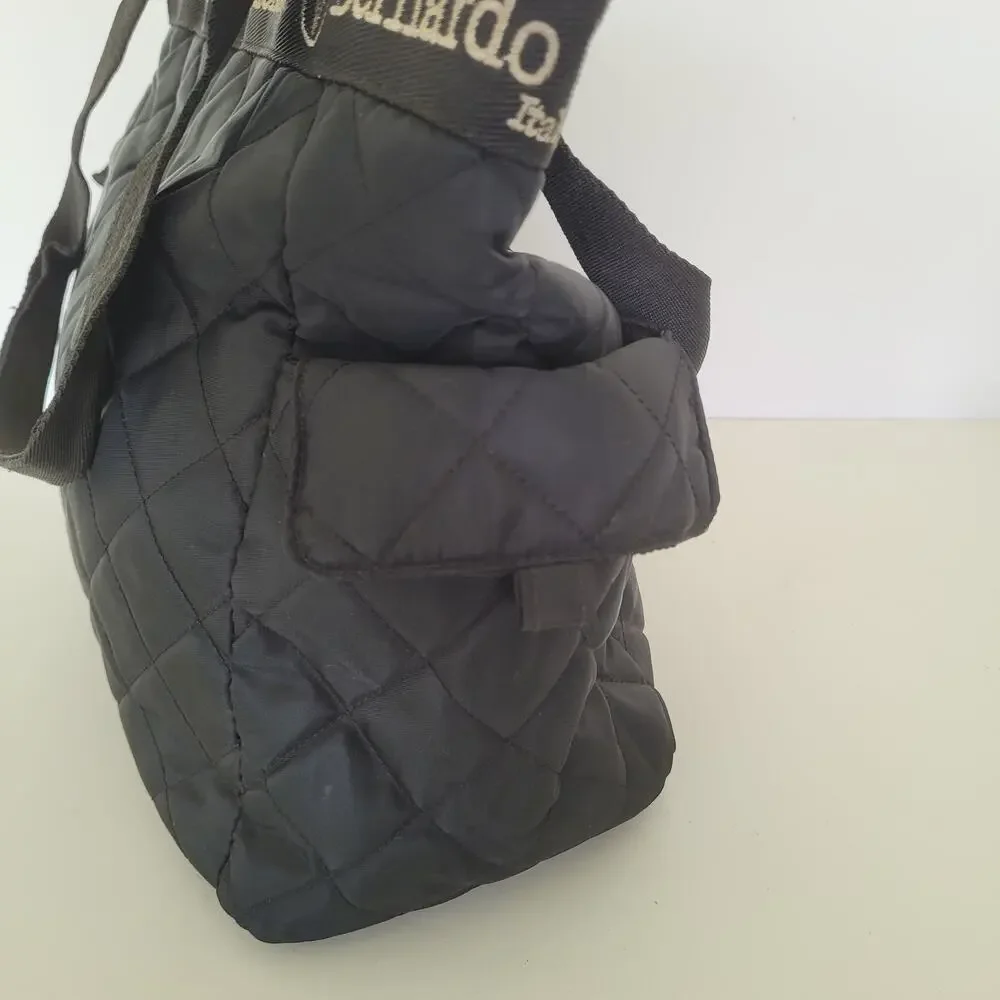 Bernardo Valentino Quilted Tote Shoulder Bag Black Nylon Lightweight Zip Large‎
